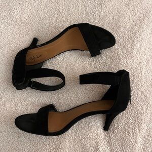 black kitten heels 🐈‍⬛🪩